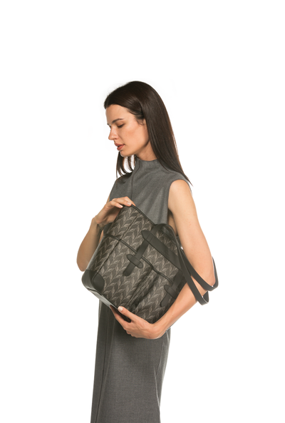 LEAF MONOGRAM TOTE - BALCK